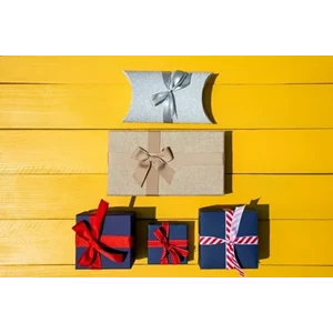 Box packaging souvenir